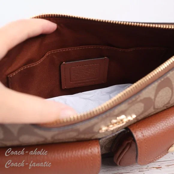 NWT Coach C5675 Pennie Crossbody With Coin Case In Signature Canvas Khaki - Picture 15 of 15